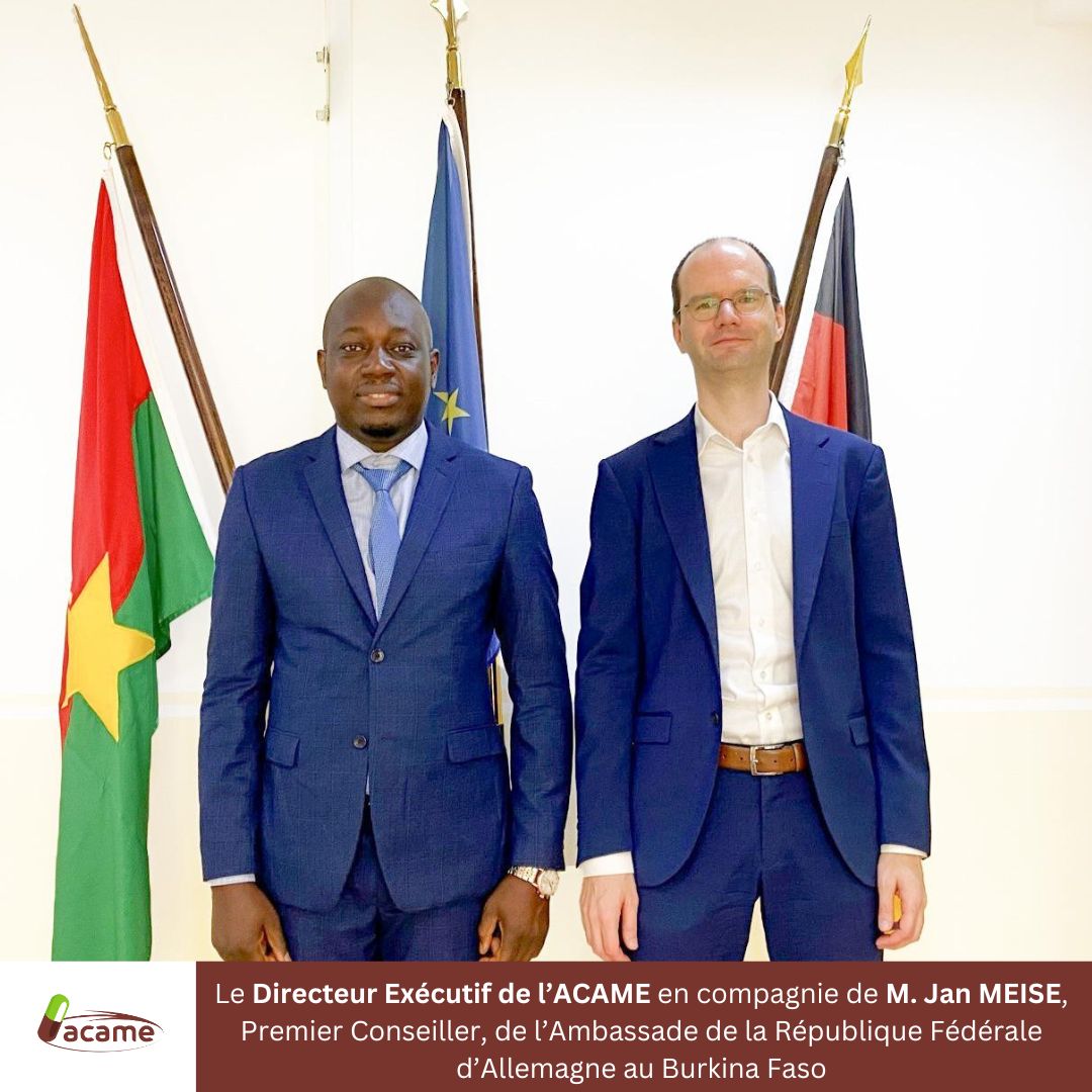 Le Directeur Exécutif de lACAME en compagnie de M. Jan MEISE Premier Conseiller de lAmbassade de la République Fédérale dAllemagne au Burkina Faso 2